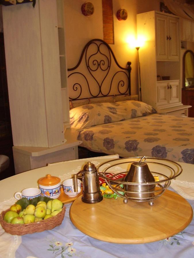Abruzzocasacampagna Collecorvino - Monolocale Con Mini-Cucina, Giardino E Parcheggio Villa Exterior foto